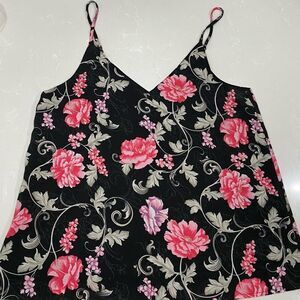 Cotton: On Women's flowy Floral spaghetti strap tank top sz Medium New